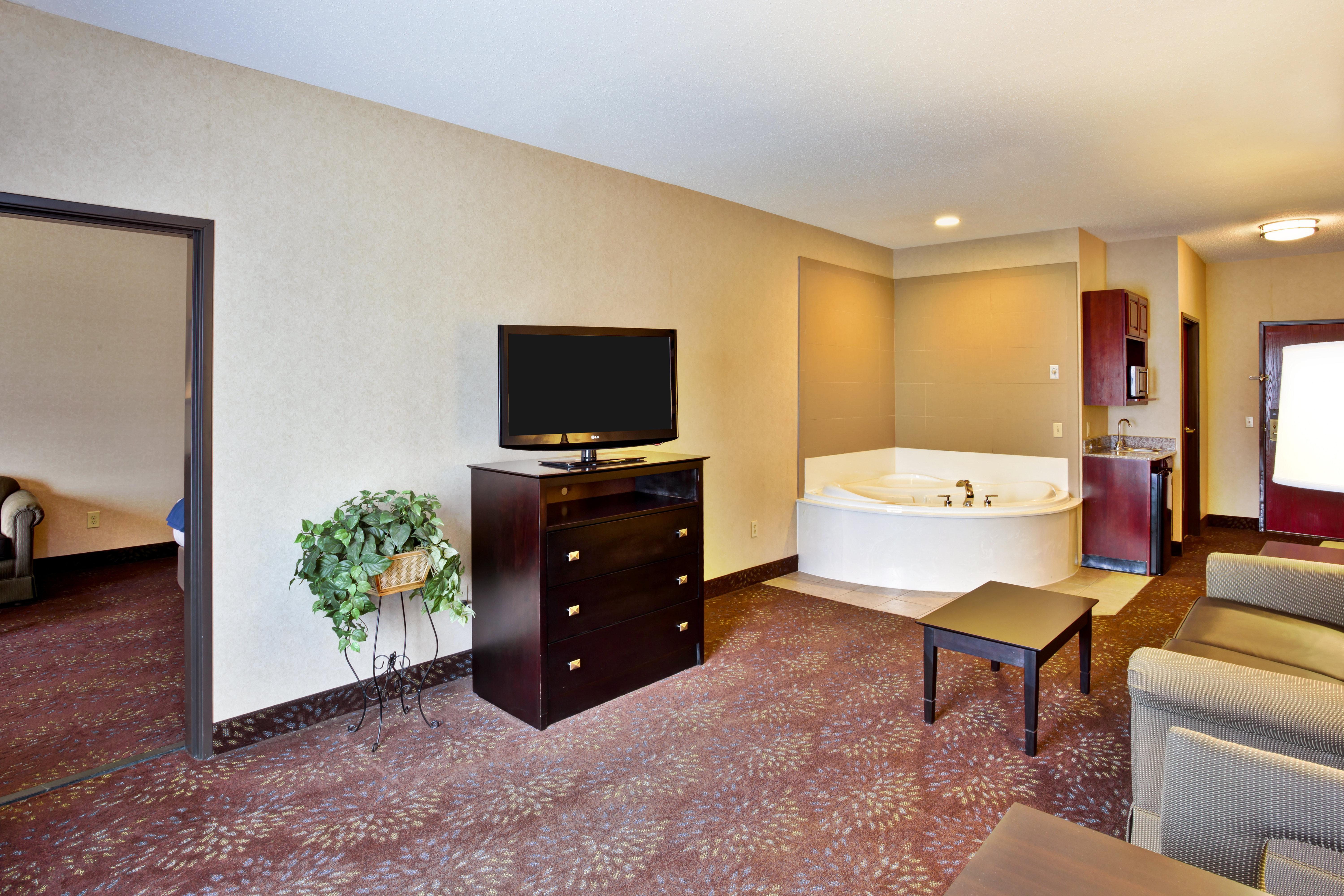 Holiday Inn Express Hotel & Suites Woodhaven, An Ihg Hotel Εξωτερικό φωτογραφία