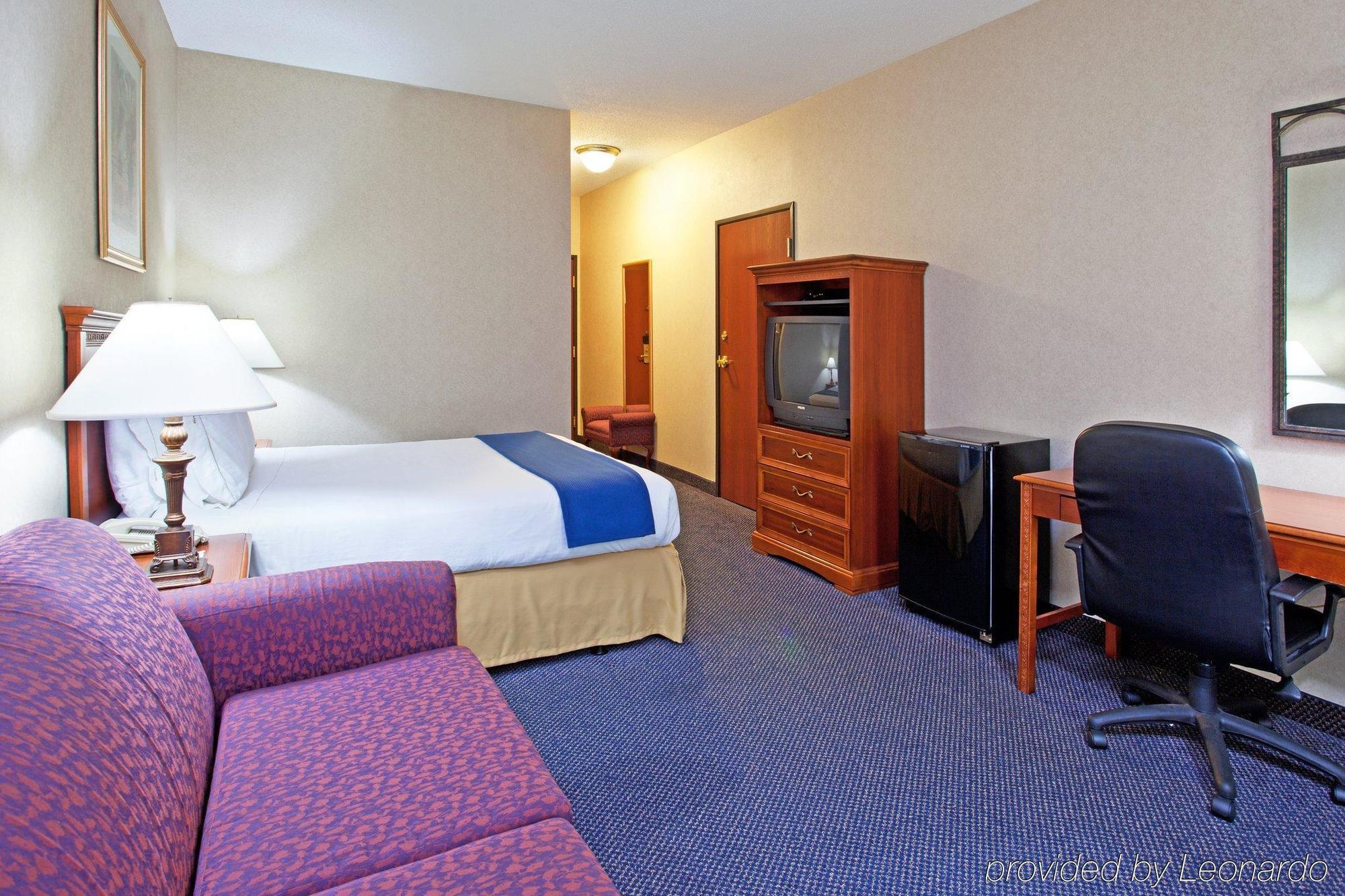 Holiday Inn Express Hotel & Suites Woodhaven, An Ihg Hotel Δωμάτιο φωτογραφία
